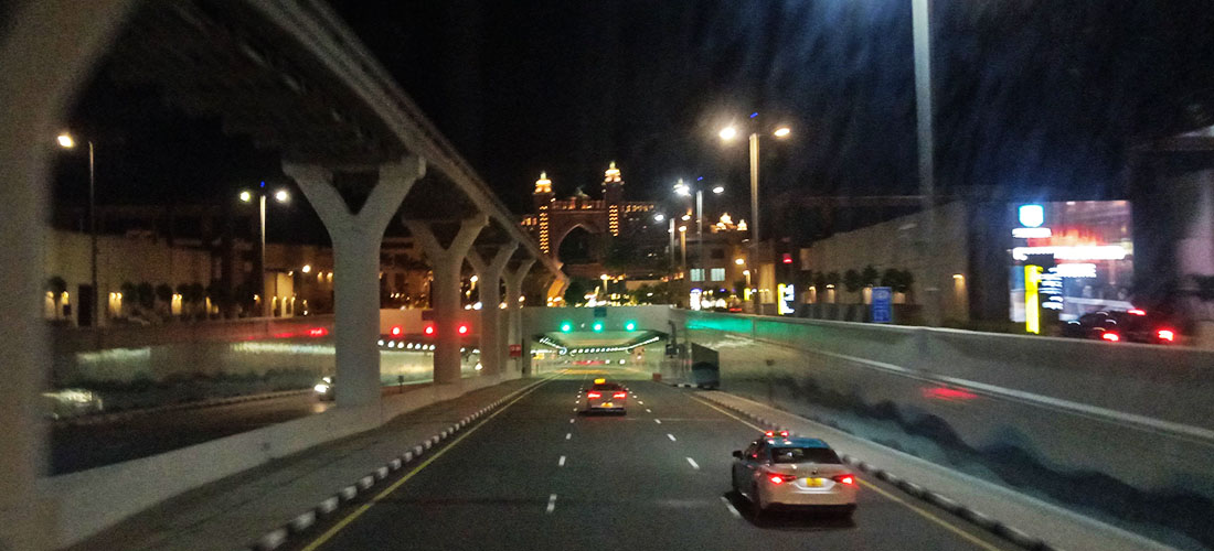 Вечерняя поездка по Дубаю